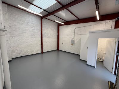 7 Clegge Street, Warrington, Industrial / Storage To Let - 1.jpg
