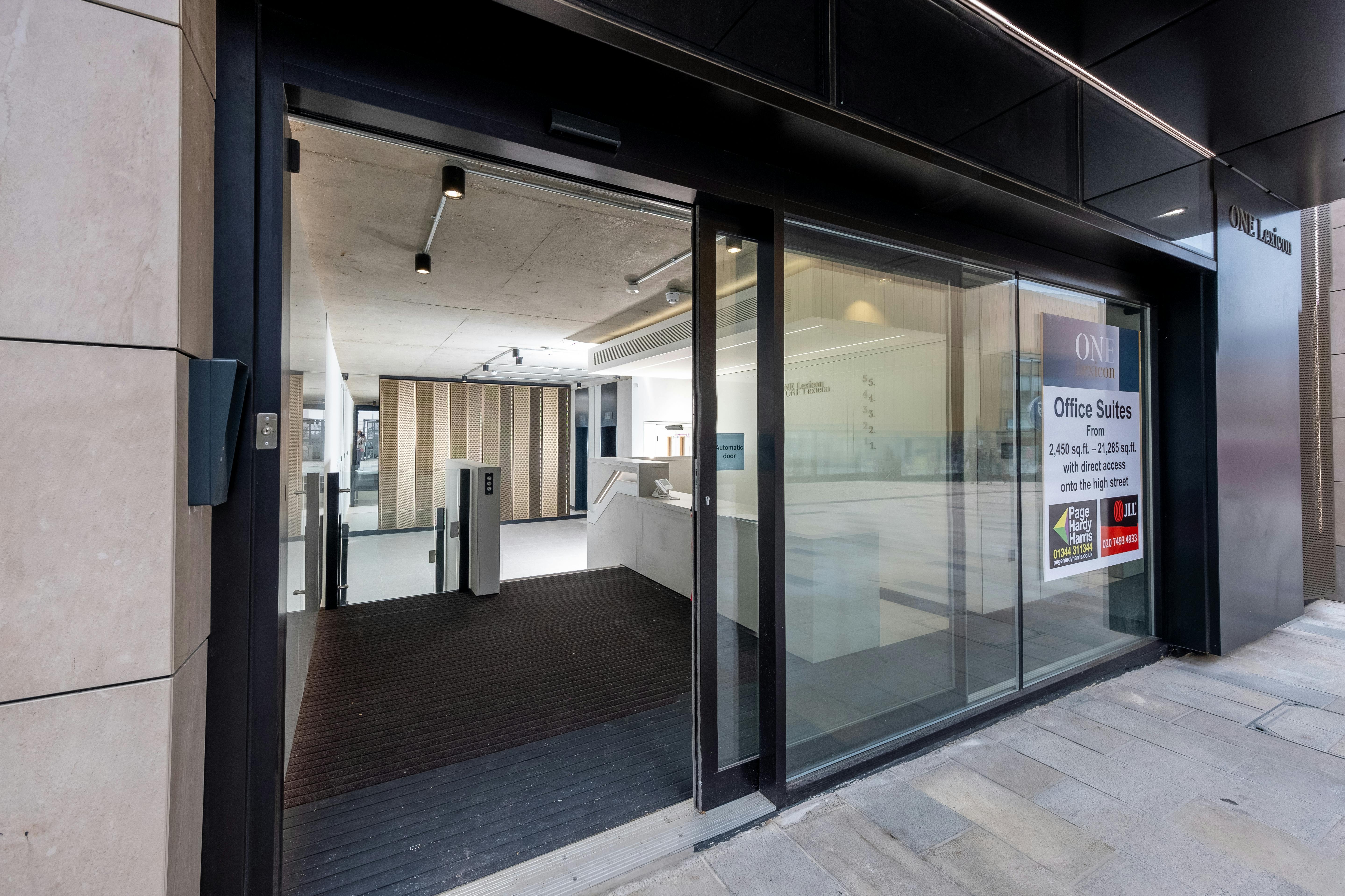 One Lexicon, Bracknell, Offices To Let - 21049_075 2.jpg