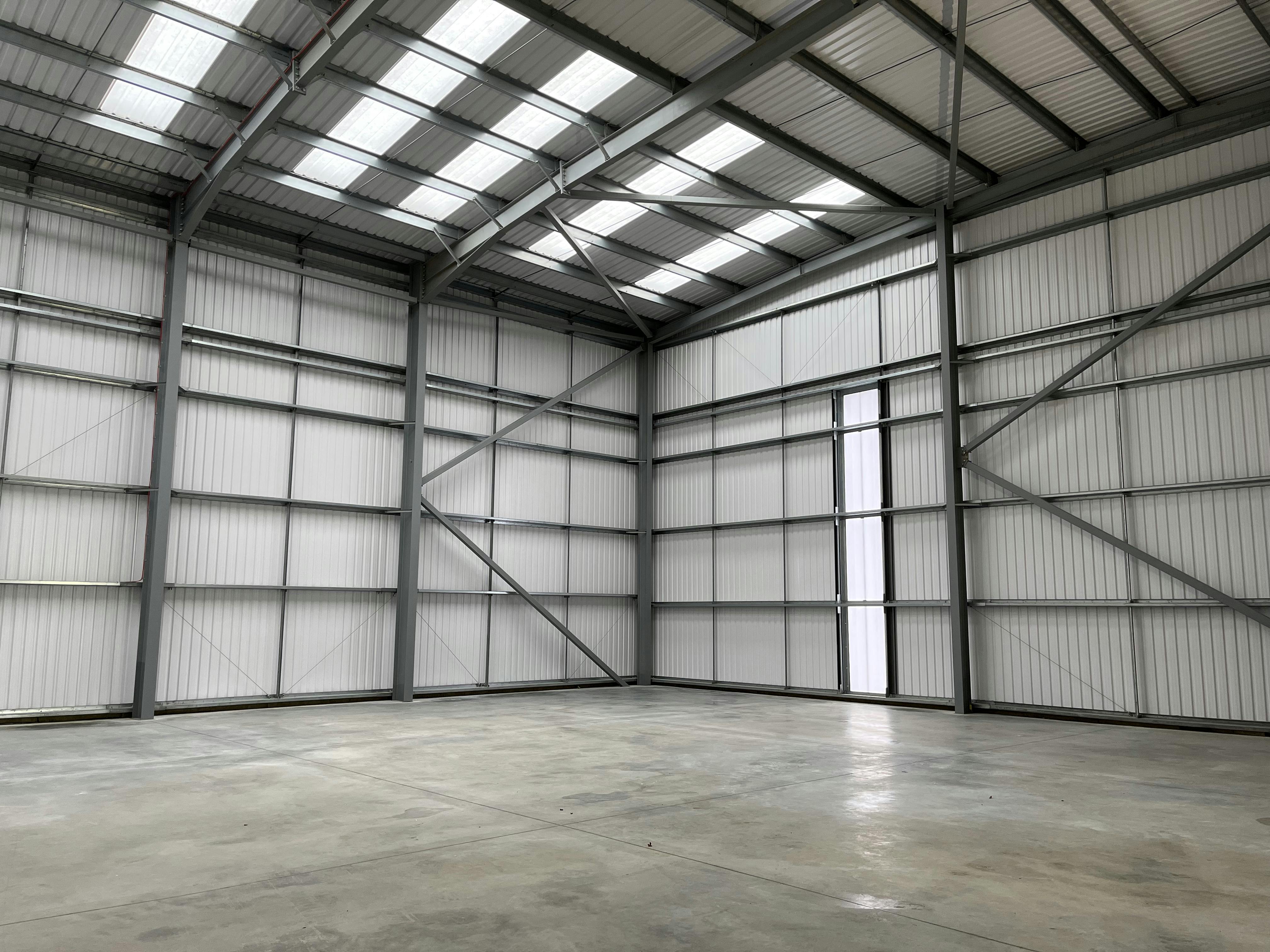 Unit 6 Lowry Park, Grimshaw Lane, Manchester, Industrial To Let - Internal warehouse .jpg