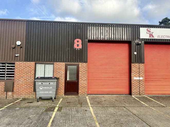 Unit 8 Beaver Industrial Estate, Liphook, Warehouse & Industrial To Let - IMG_6139.jpg