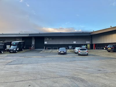 2B Enterprise Trading Estate, Southall, Warehouse To Let - 2b Enterprise - Main.jpg