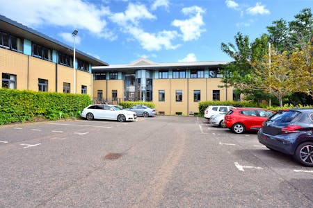 Currie House, Currie House, Edinburgh, Office To Let - 006.jpg