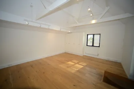 Unit 1-3 & 5 Oakhurst Farm, Horam, Heathfield, Office To Let - 6.jpg