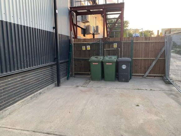 4 Blenheim Court, Wickford, Industrial To Let - IMG_2135.jpg