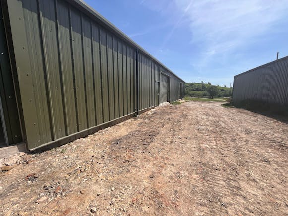 Industrial Units, Oakcroft Farm, Aylesbury, Industrial To Let - WhatsApp Image 2026-05-2.jpeg
