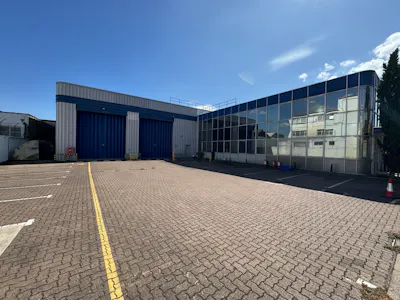 267 Merton Road, Wandsworth, Industrial/Logistics / Industrial / Warehouse Lease Assignment - IMG_3489.jpeg