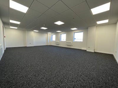 Unit 9, Felthambrook Industrial Estate, Felthambrook Way, Feltham, Industrial / Warehouse To Let - IMG_4300.JPG