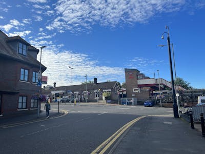 2nd Floor Office Suite, 5 Chalfont Court, Amersham, Office To Let - IMG_0637.jpeg