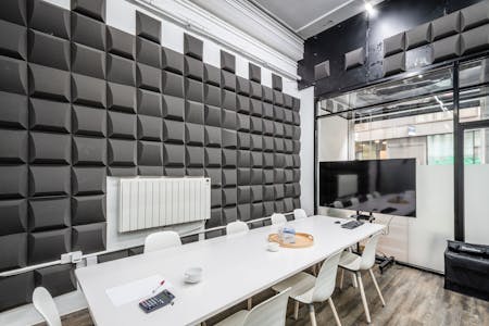 Unit 3 - 18 Plumbers Row, London, Retail To Let - Plumbers Row 18 U3 - Low Res 10.jpg