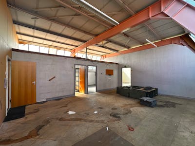 Unit 33, Hitchin, Industrial / Industrial/Logistics / Investment For Sale - IMG_8630.JPG