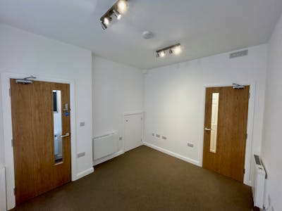 4 Tan Bank, Telford, Office To Let - 4