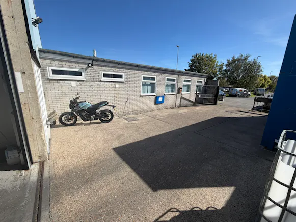 82 Castleham Road, St. Leonards-on-Sea, Industrial To Let - IMG_0933.JPEG