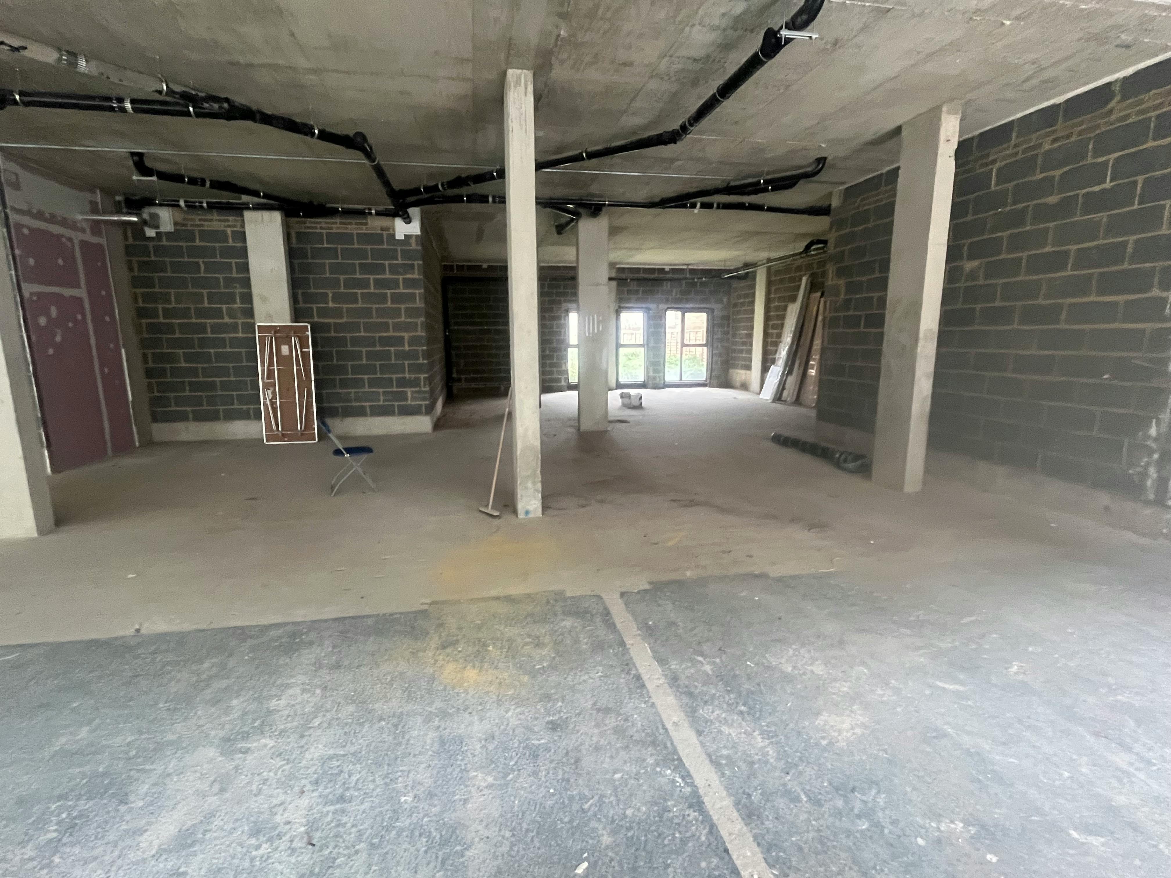 Retail/Shop in Catford - photo 3