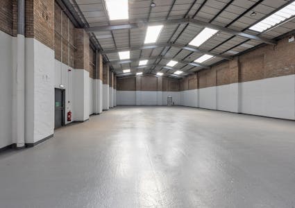 Unit 19 , Corngreaves Trading Estate, Charlton Drive, Cradley Heath, Industrial / Industrial / Warehouse To Let - 19_009.jpg