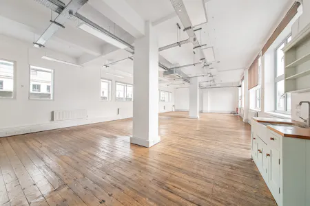 Crown House, London, Office To Let - IMG_1250-3.jpg