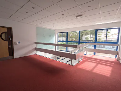 Regal House, Watford, Office For Sale - PXL_20260918_135652775.jpg