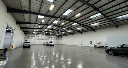 Unit 4&5 Skyport Industrial Estate, West Drayton, Industrial/Logistics / Industrial / Warehouse To Let - Internal 1.png