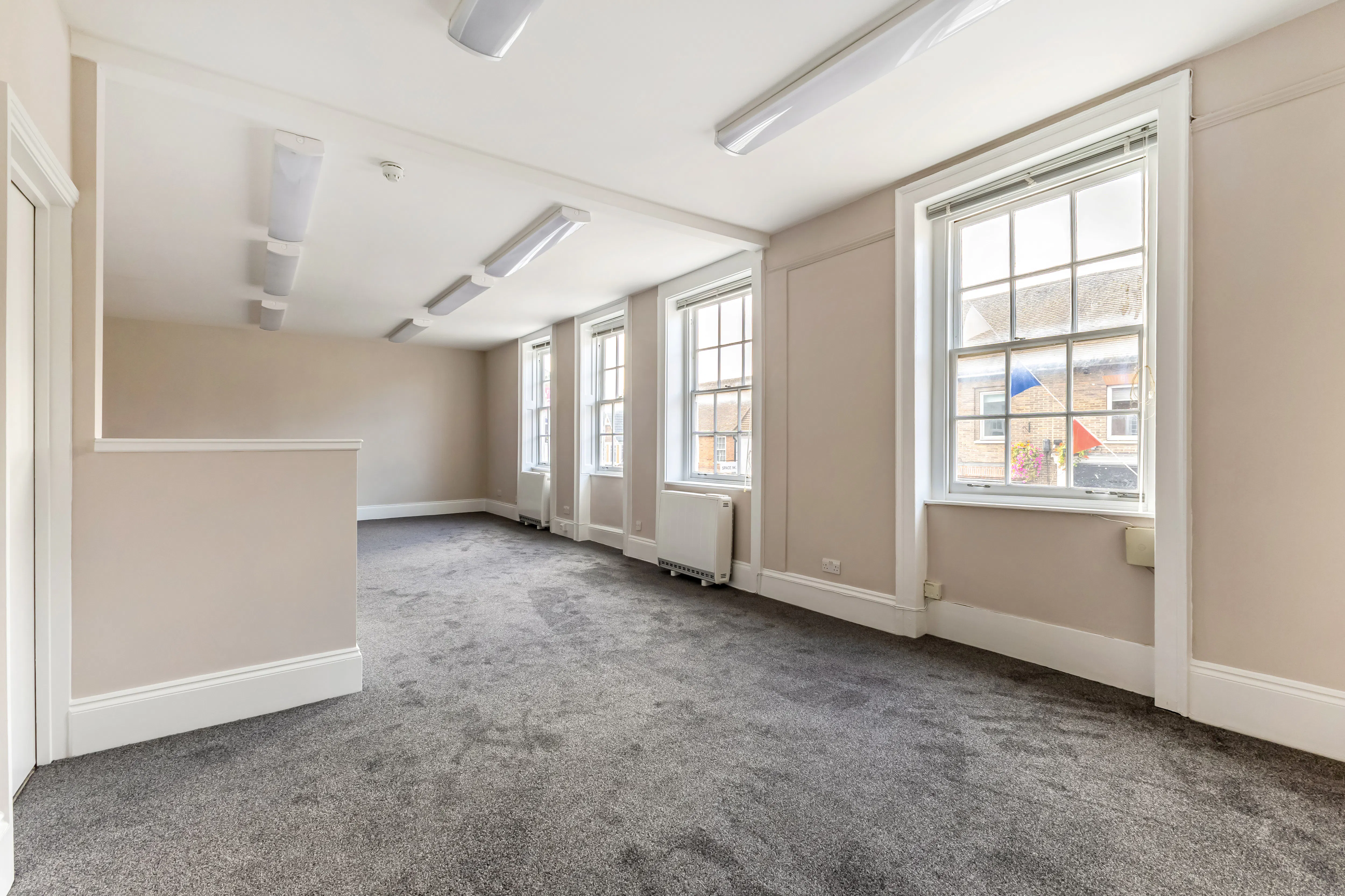 First Floor, 11-15 High Street, Marlow, Offices To Let - 115457_11-15 High Street  (6).jpg