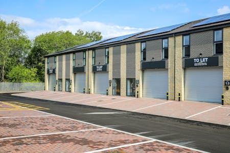 Mandale Park M24, Greengate Industrial Estate, Manchester, Industrial / Warehouse To Let - MandaleOldham13lowresscaled.jpg