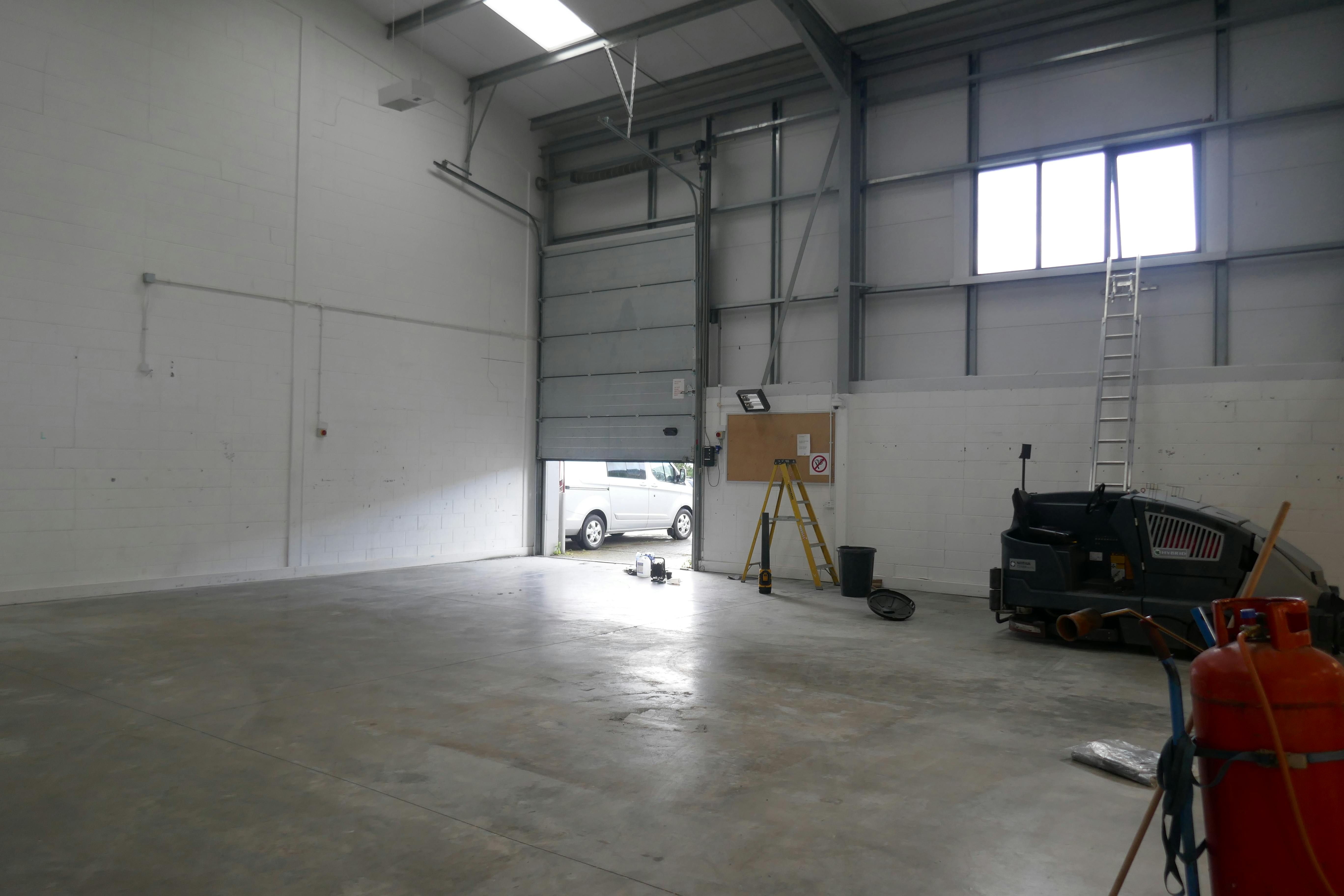 Unit 1, Parkend, Harlow, Industrial To Let - P1020966.JPG