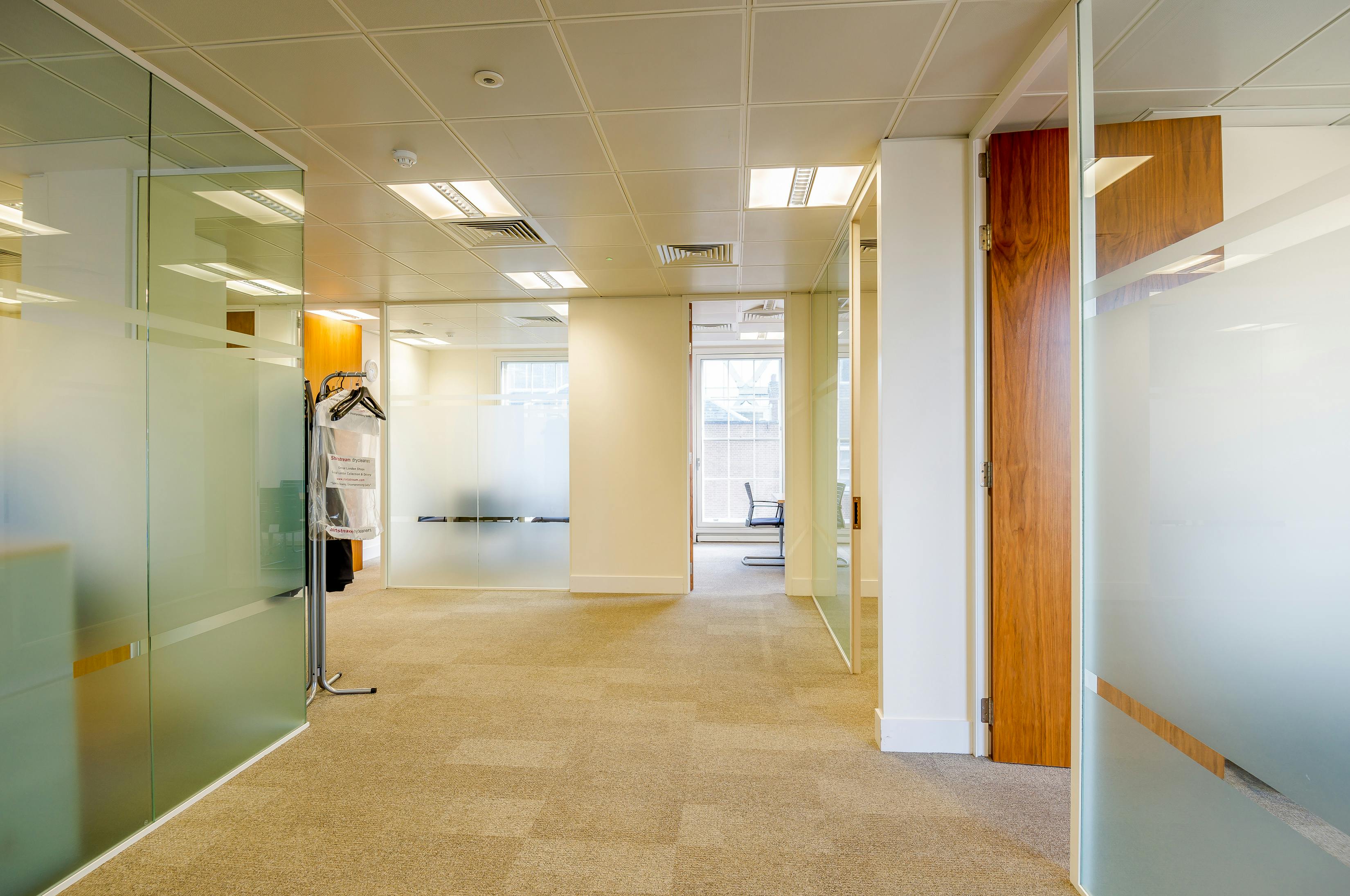 9 Cloak Lane, London, Office Lease Assignment / For Sale - 9 Cloak Lane, EC4 picture No. 15