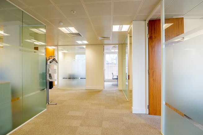 9 Cloak Lane, London, Office Lease Assignment / For Sale - 9 Cloak Lane, EC4 picture No. 15