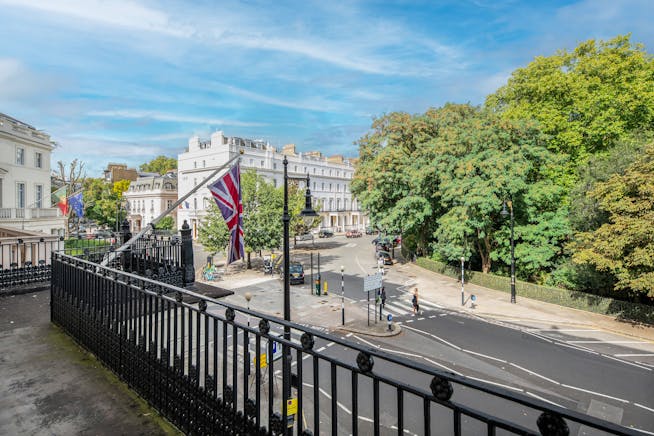 14-15 Belgrave Square, London, Office Lease Assignment - 14 to 15 belgrave square 3439 view.jpg
