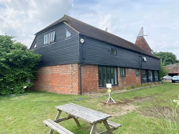 Squerryes Oast, Westerham, Offices To Let - oast 2.jpg