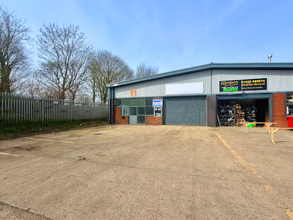 Unit 11 Hyatt Trading Estate, Stevenage, Industrial To Let - 20a64e3c-476a-43f7-ae8c-45e7042ff993.jpg