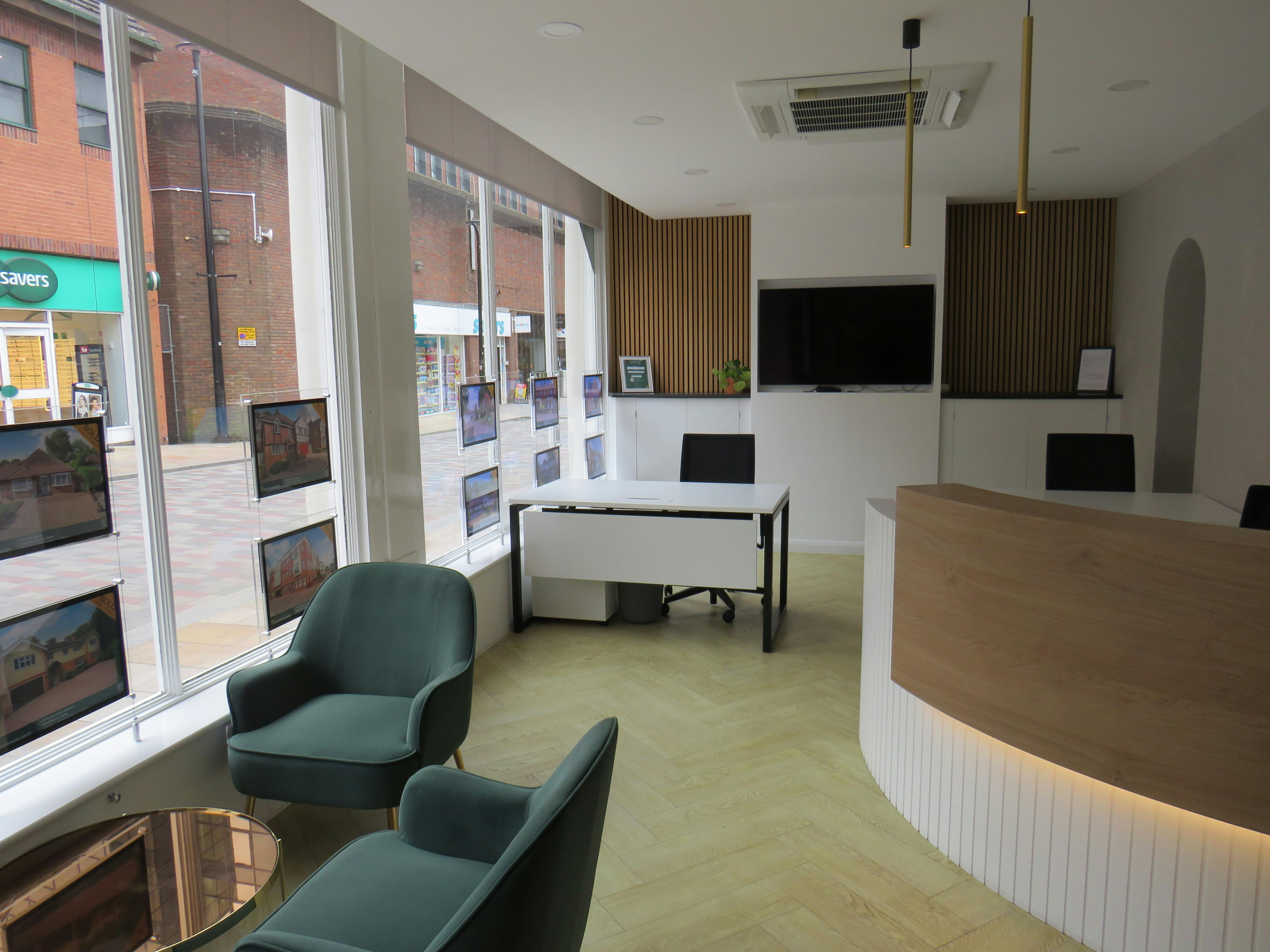 2A Princess Way, Camberley, Offices / Retail To Let - IMG_1946.JPG