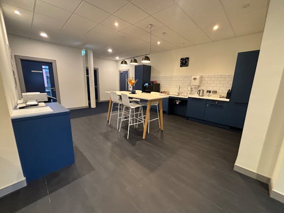 HQ Serviced Offices, Weavers Business Park, Belfast, Offices To Let - IMG_2667.jpeg