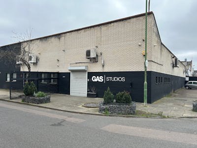 Unit 1A High Cross Centre, Fountayne Road, Tottenham, Industrial To Let - Building from the road.jpg