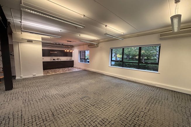 6 The Sanctuary, Ham Green, Office For Sale - IMG_9142.jpeg 6 The Sanctuary, Ham Green, Office For Sale - IMG_9142.jpeg