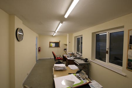 Unit 2, 12 Abingdon Road, Poole, Industrial / Storage To Let - IMG_2034.JPG