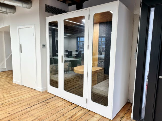 52-54 Rosebery Avenue, London, Offices To Let - IMG_8163.jpg