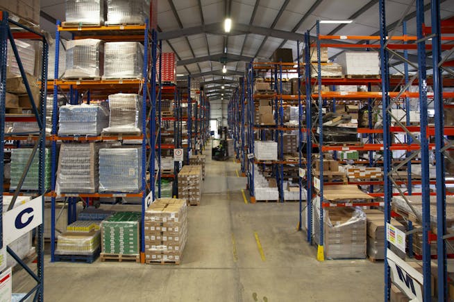 Units 2, 3 and 4 Ramsbury Road, Membury, Hungerford, Industrial To Let - Walker internal_1880.jpg