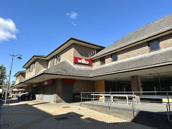25 Ashton Square, Dunstable, Other To Let - Image 1