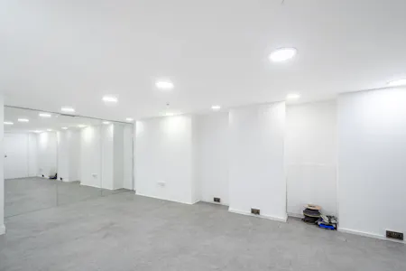 Ground floor & basement, 28 Cheshire Street, London, Leisure / Office / Retail Lease Assignment - Cheshire St 28 - 3.jpg