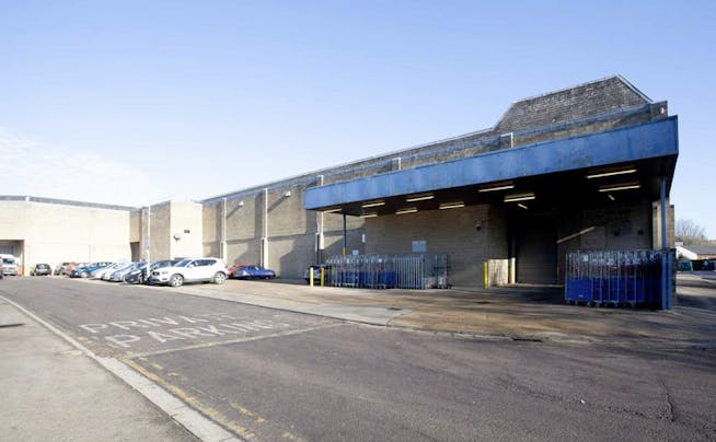 Former Supermarket Premises, Cirencester, Retail To Let - Photo 3.png