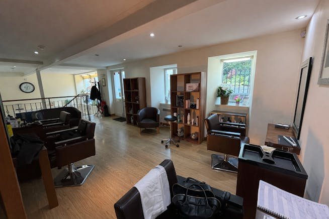 Cross Keys House, Perth, Retail To Let - Modern hair salon with natural light (1).png
