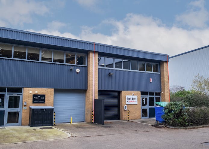 Unit 1 The Circuit Centre, Avro Way, Weybridge, Offices / Warehouse & Industrial For Sale - DSCF8291 copy.jpg