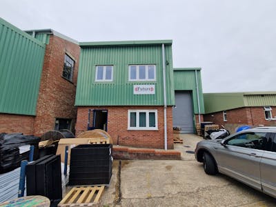 12 Blackbrook Business Park, Fareham, Industrial / Warehouse To Let - 20230726_160119.jpg