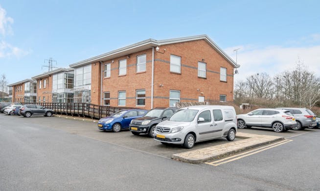 4 Winnersh Fields, Winnersh, Investment / Offices For Sale - edd26ca6d9244f978f69f98d1000a33a.jpg