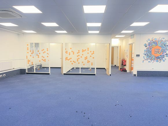 Trenchard House, High Wycombe, Offices To Let - 20260211_092743059_iOS.jpg