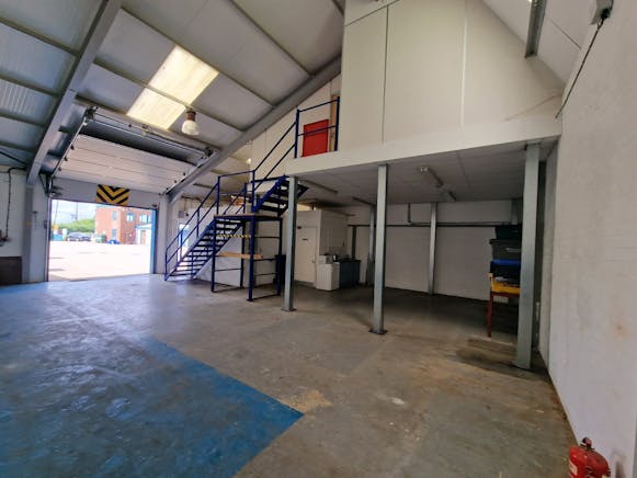 Unit 14 Cufaude Business Park, Cufaude Lane, Bramley, Industrial / Industrial To Let - Pic 4  22 07 24.jpg