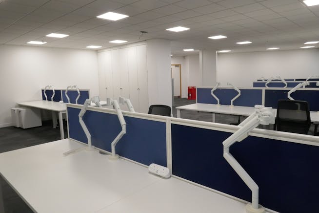 Stag House, Hertford, Offices To Let - P1060420.JPG