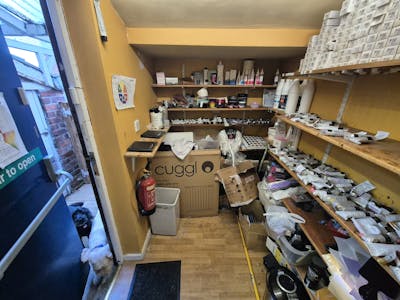 521 Buxton Road, Stockport, Retail To Let - 20260107_092350.jpg