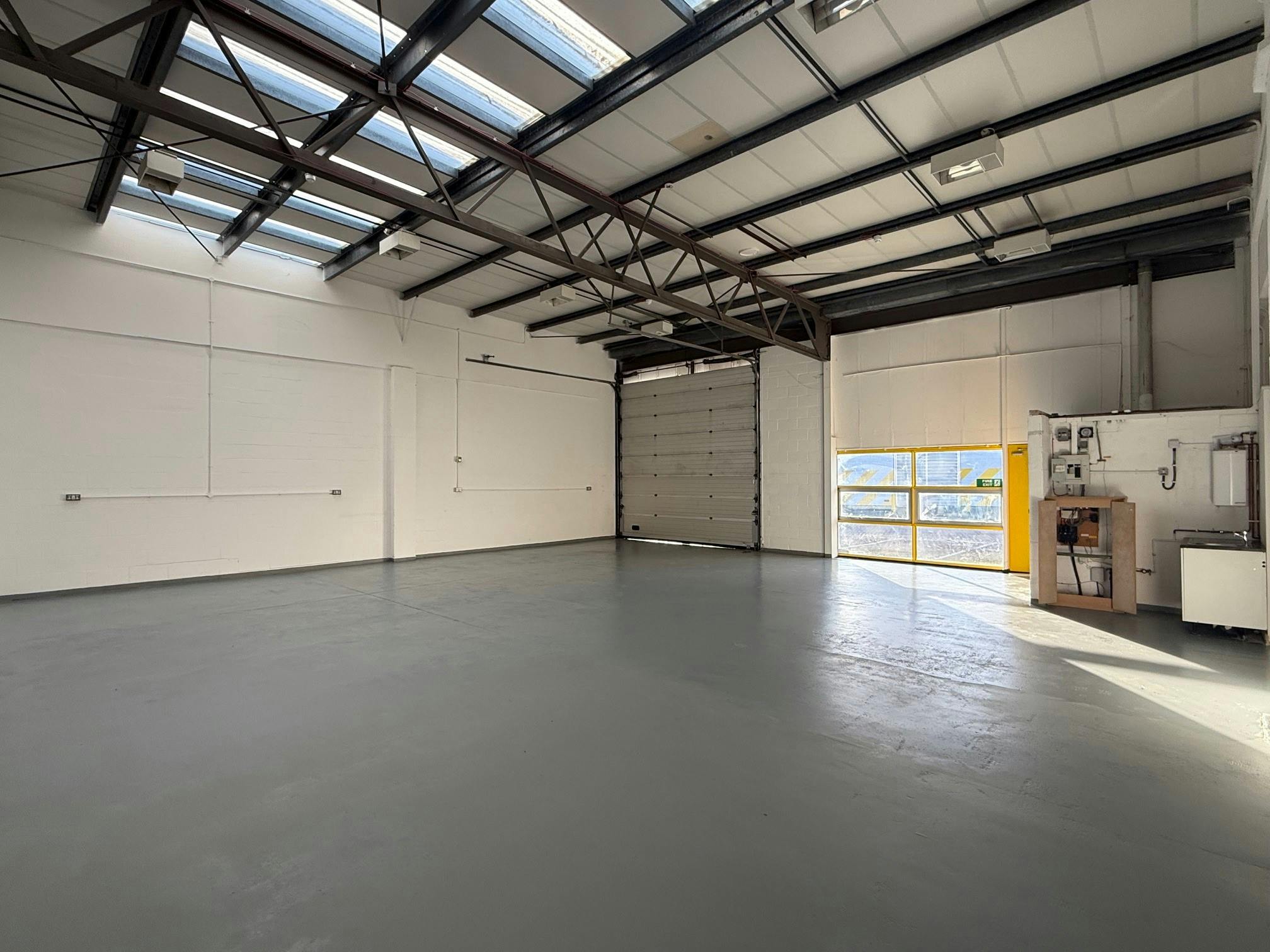 Unit 18B Ash, Kembrey Park, Swindon, Industrial To Let - 3.jpg