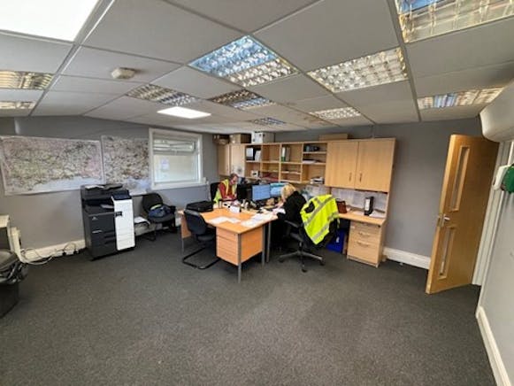 Unit 2 Abbas Business Centre, Itchen Abbas, Industrial / Investment / Development For Sale - Picture5AbbasBC.jpg