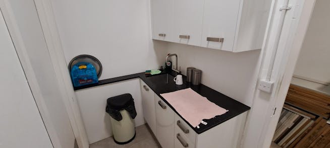 38-40 High Street, Frimley, Retail To Let - 20250912_102657.jpg